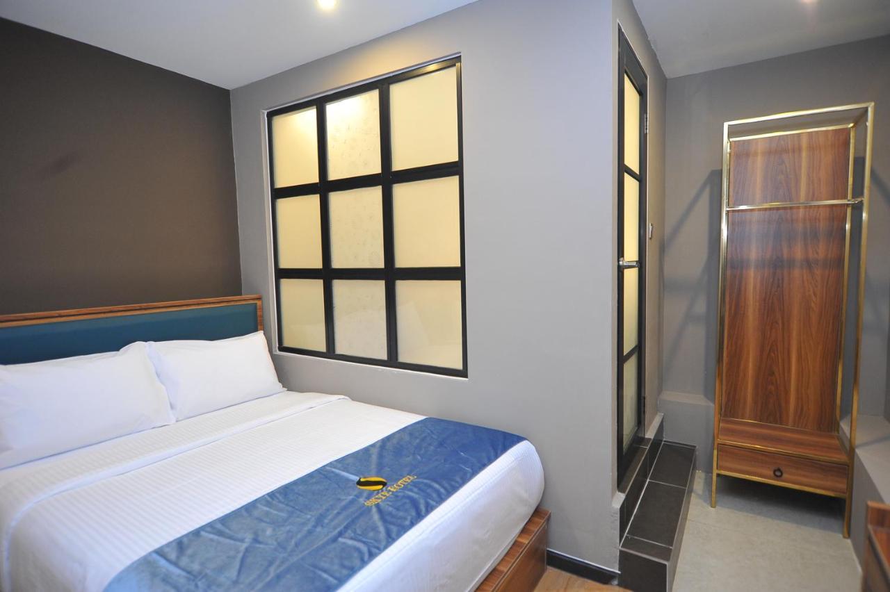 Skye Hotel Sunway Subang Jaya Esterno foto